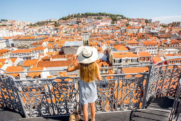 Explore Portugal's Best with Our Travel Itinerary: Discover Stunning Landscapes, Rich Culture, and Delicious Cuisine